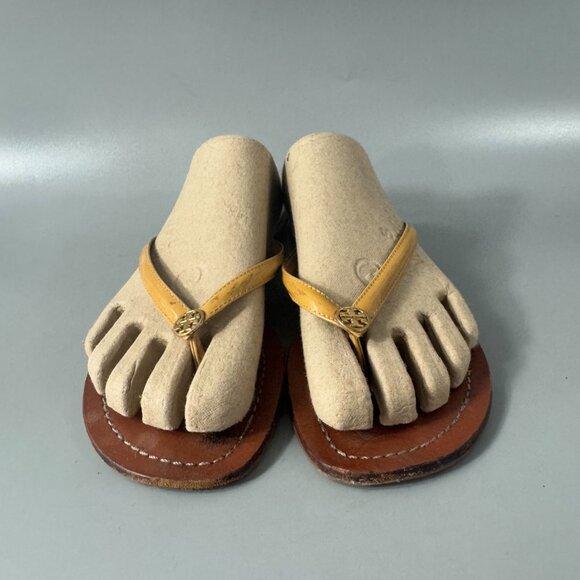 Tory Burch Terra Thong Sandals Beige Nude Tan Patent Leather, Size 8.5 - Picture 3 of 14